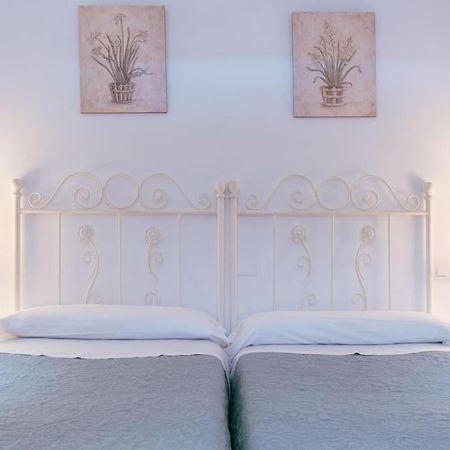 Apartamento Con Encanto En Patio Sevillano ภายนอก รูปภาพ