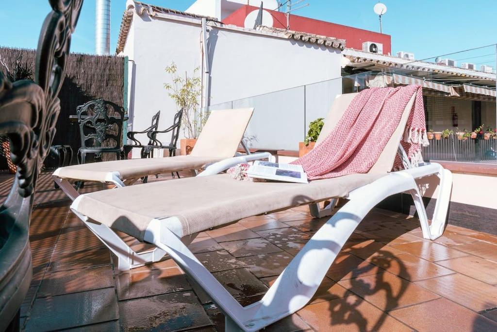 Apartamento Con Encanto En Patio Sevillano ภายนอก รูปภาพ